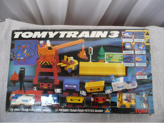 TOMY TRAIN 3
