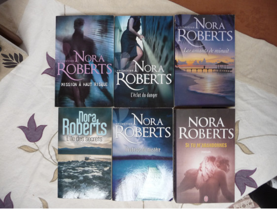 lot de livre Nora Roberts 